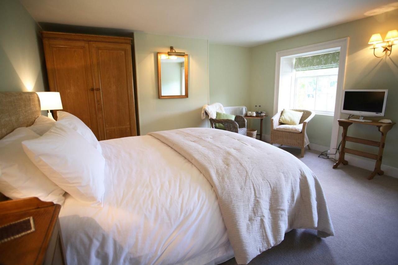 Bed and Breakfast The Scott Arms Кингстон Экстерьер фото