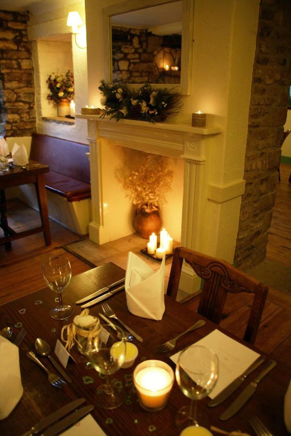 Bed and Breakfast The Scott Arms Кингстон Экстерьер фото